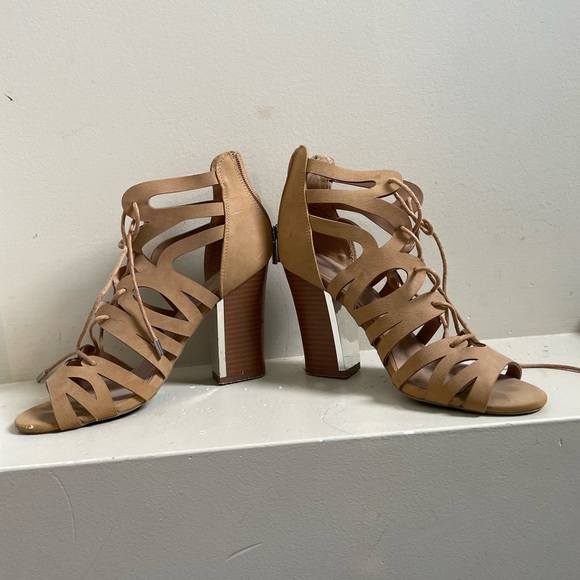 Call it spring heels - Picture 3 of 3